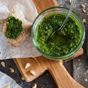 Read more about the article Karulaugupesto retsept – kõige maitsvam!